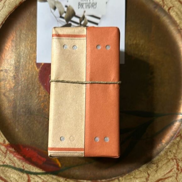 CASTELBEL LIMITED EDITION Cedar Honey Scented Soap Bars for Men 2 Bars - Picture 3 of 8